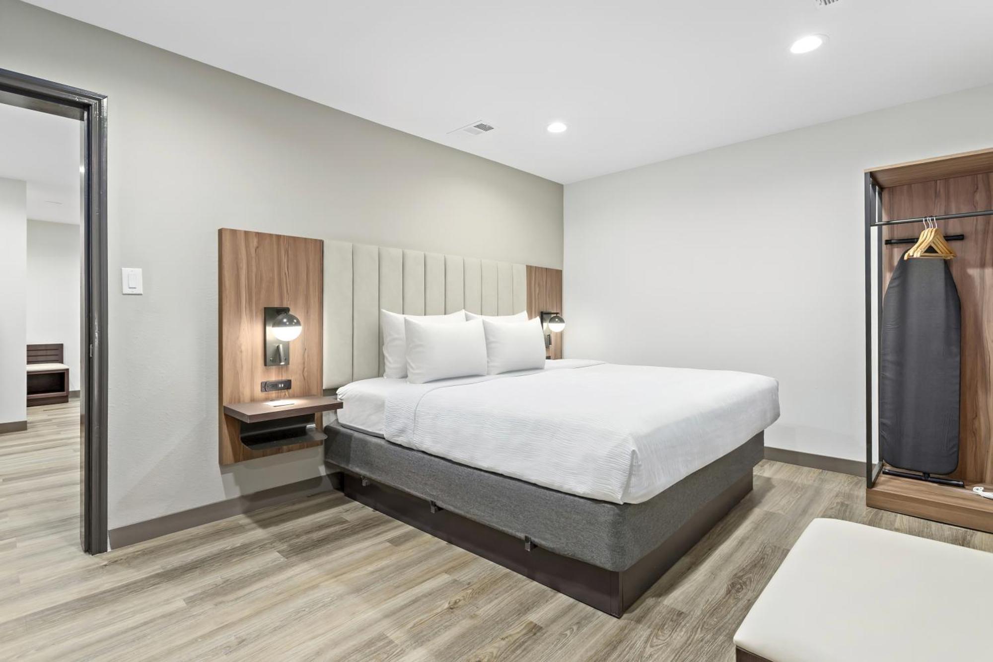 Baymont By Wyndham Beaumont Hotel Luaran gambar
