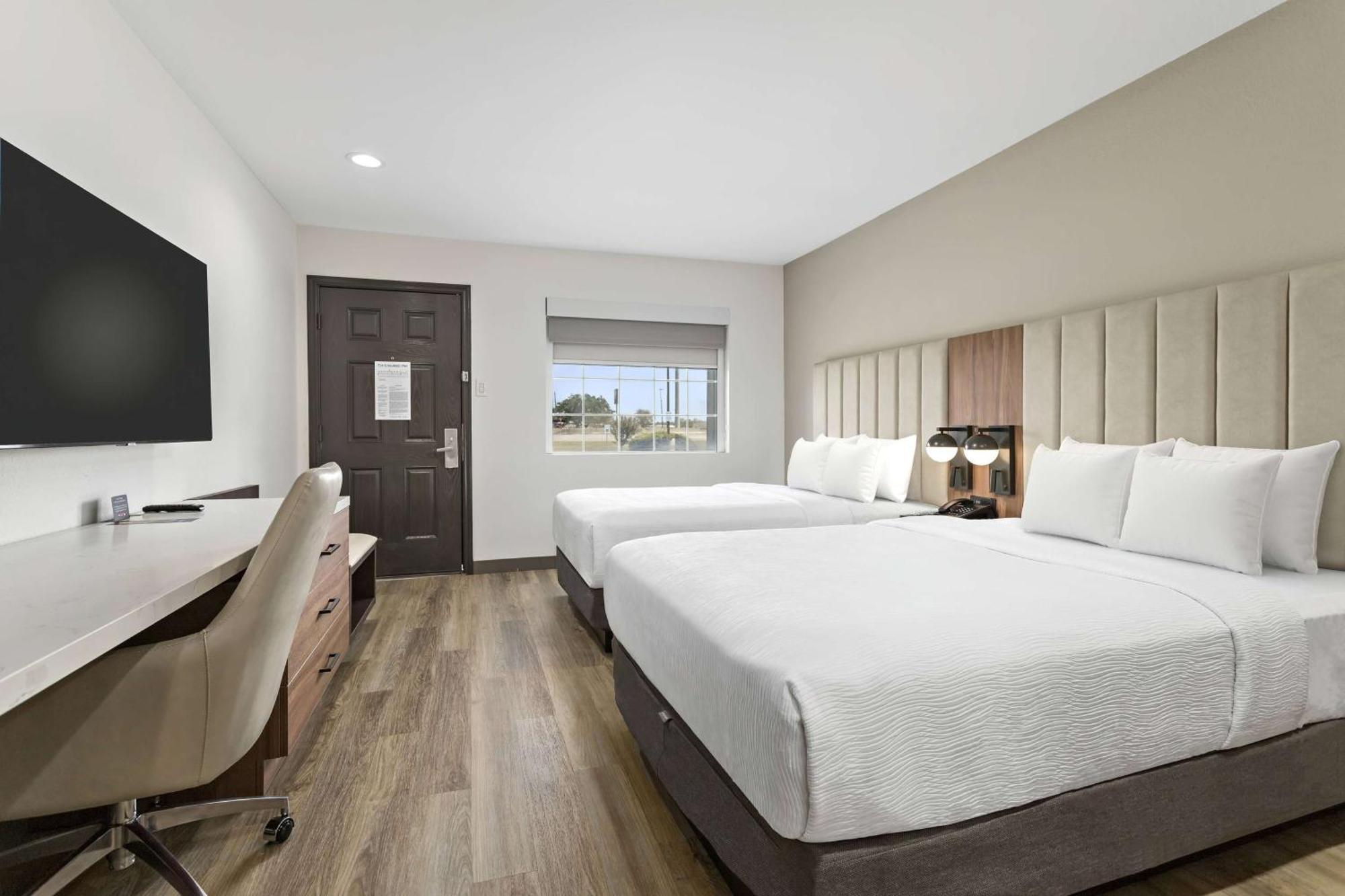 Baymont By Wyndham Beaumont Hotel Luaran gambar