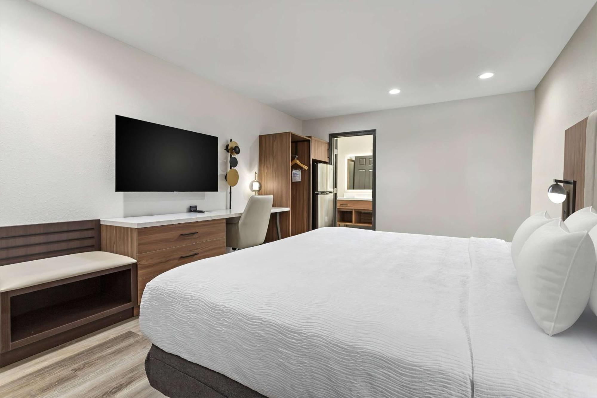 Baymont By Wyndham Beaumont Hotel Luaran gambar