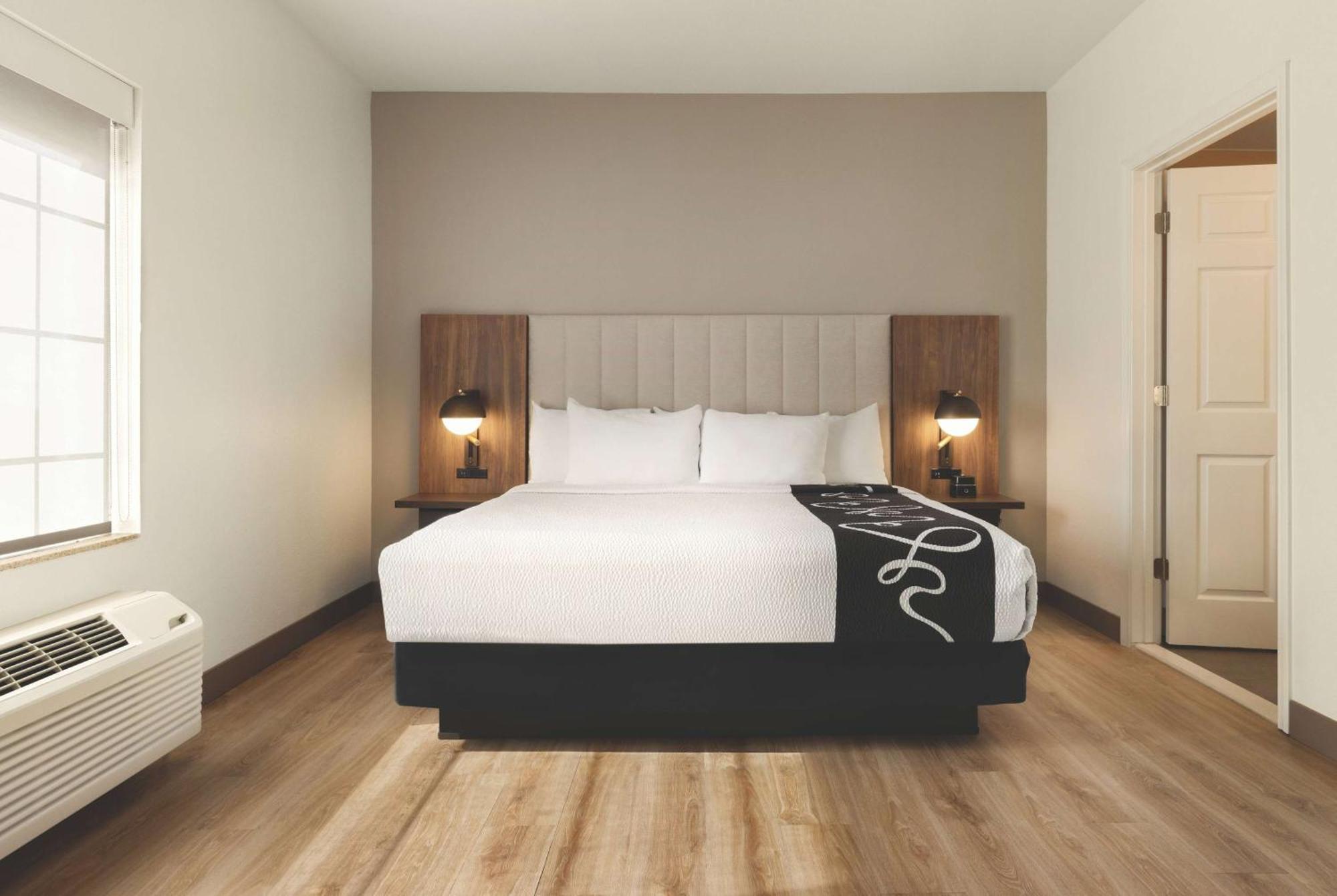 Baymont By Wyndham Beaumont Hotel Luaran gambar